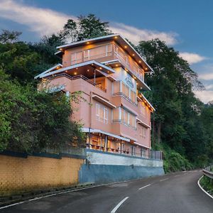 Summit Bougainvillea Tea Resort